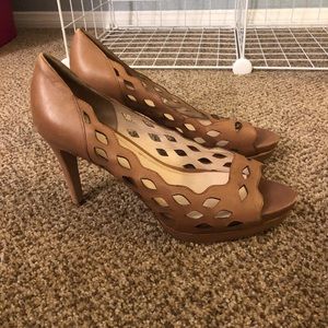 Elie Tahari peep toe heels